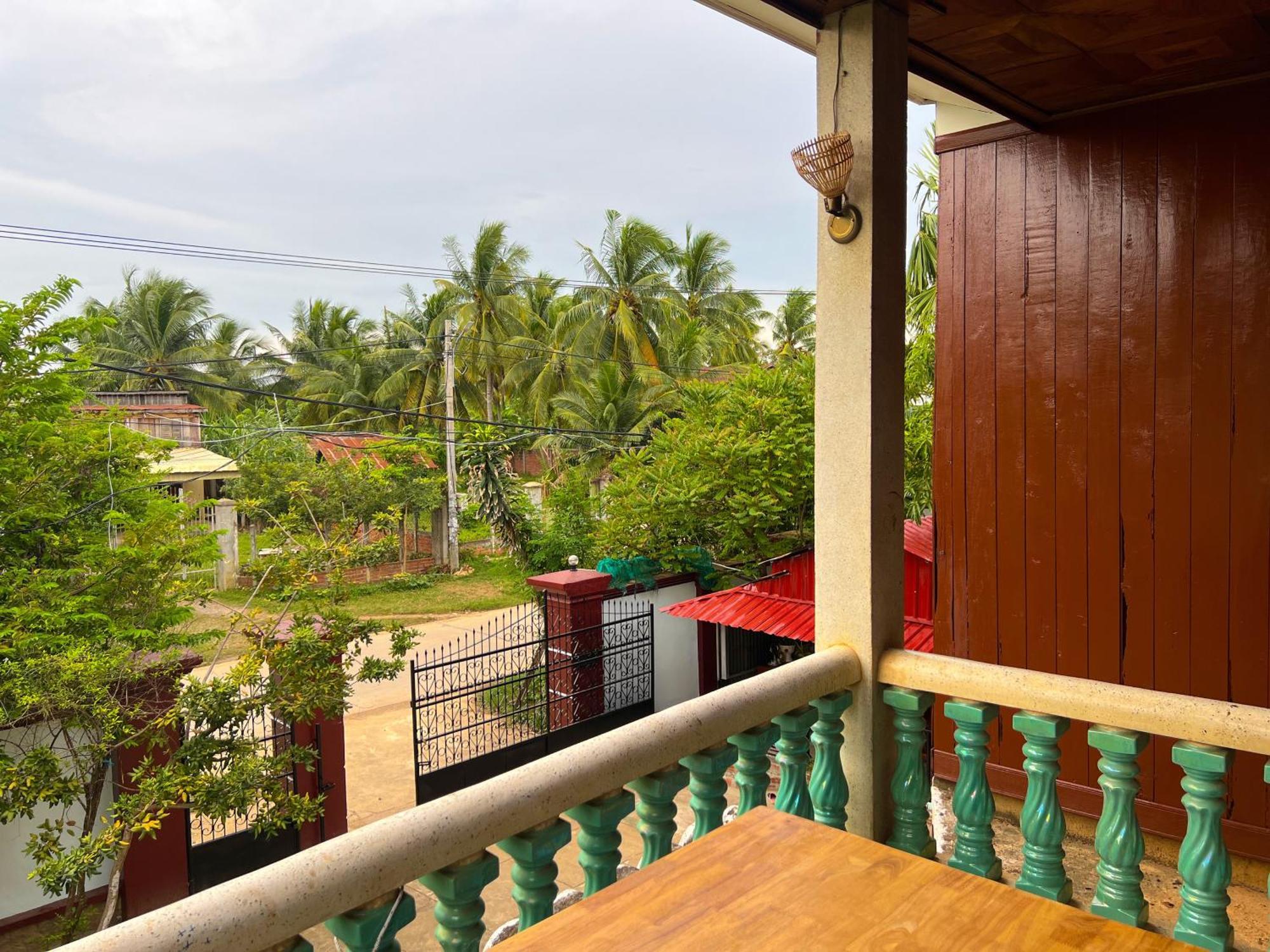 Lotus Blanc Homestay Villa Battambang Buitenkant foto