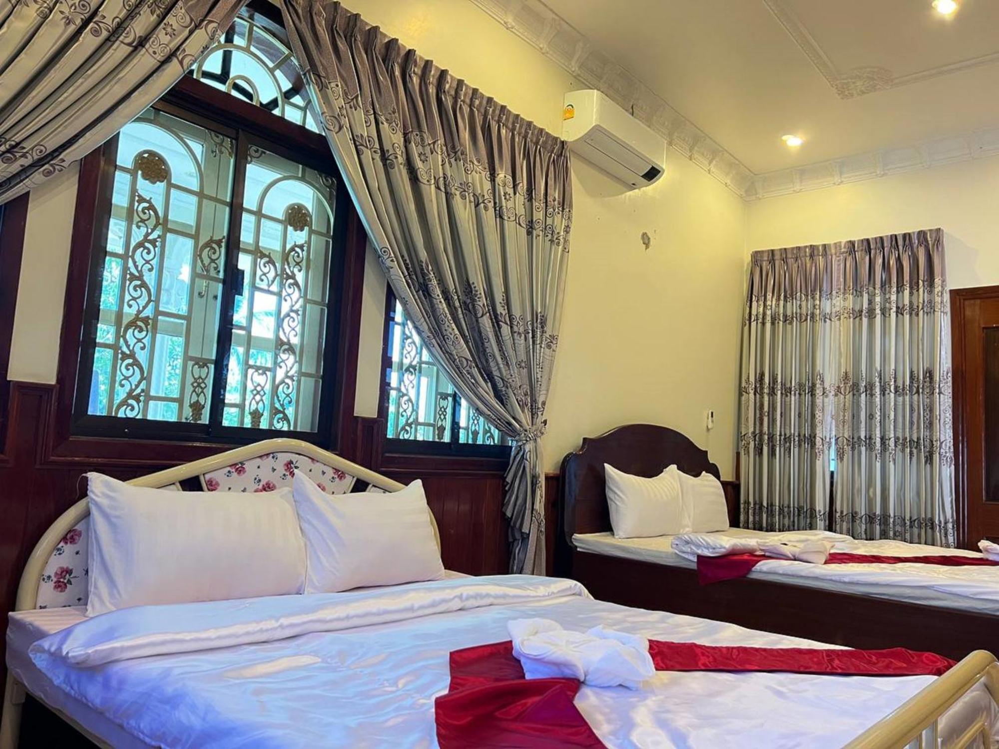 Lotus Blanc Homestay Villa Battambang Buitenkant foto