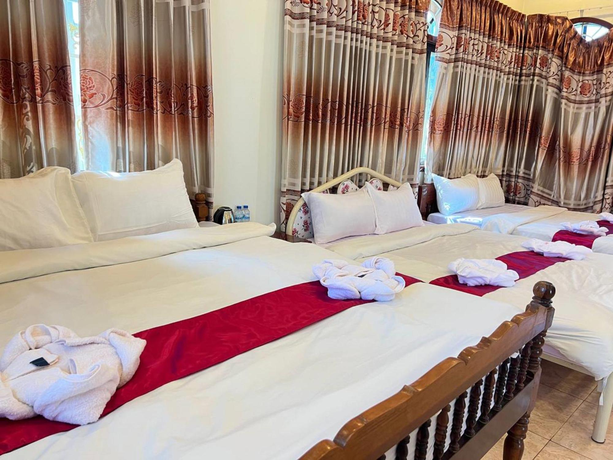 Lotus Blanc Homestay Villa Battambang Buitenkant foto