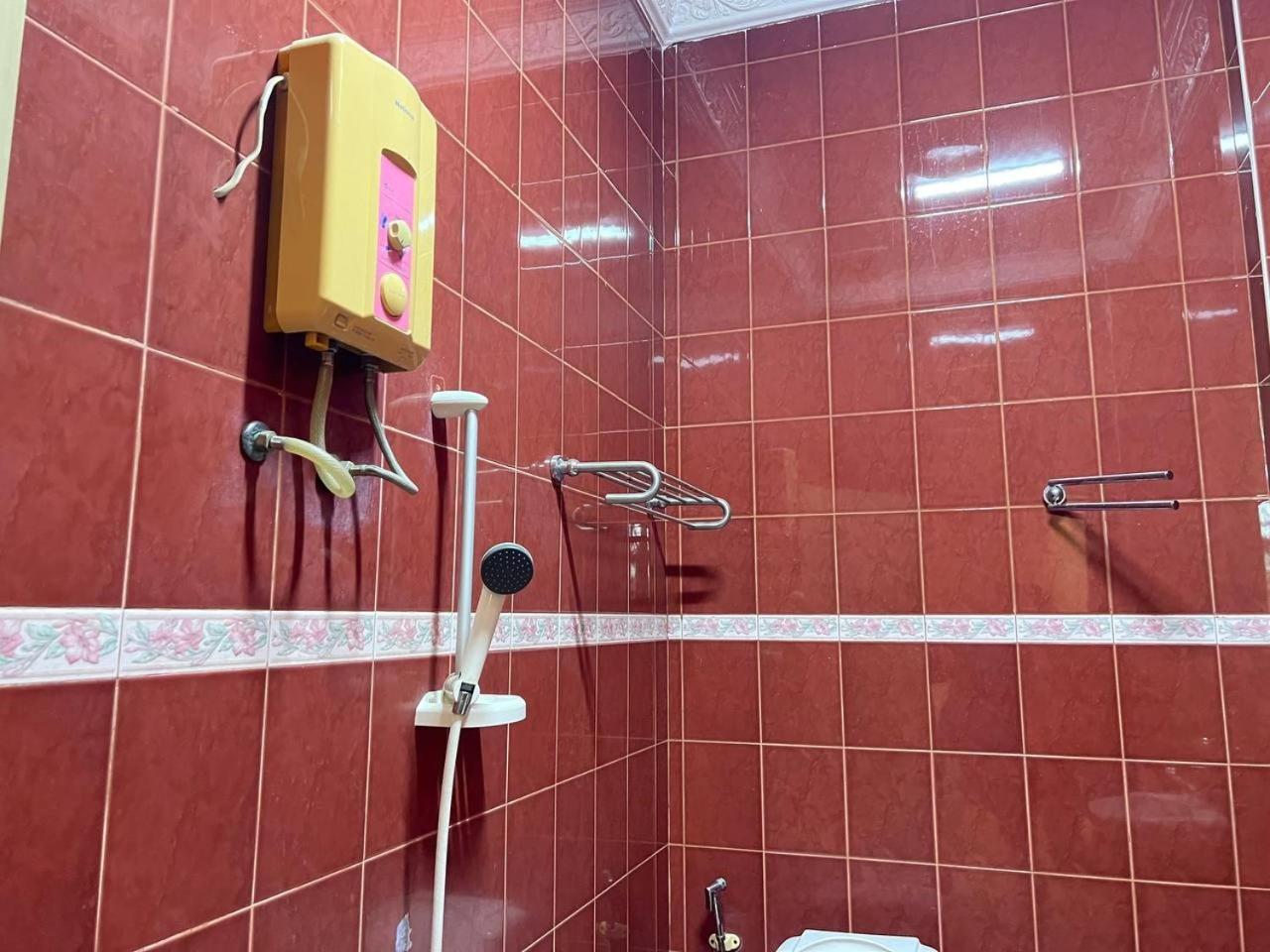 Lotus Blanc Homestay Villa Battambang Buitenkant foto